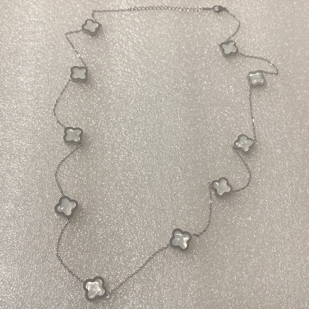 Brand New Beautiful Long Fancy Pretty Necklace